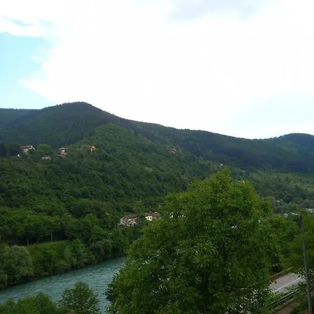 Διαμέρισμα Mala Kuca Φότσα
